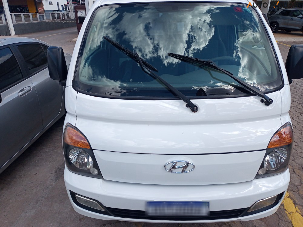 HYUNDAI HR 2.5 LONGO COM CACAMBA 4X2 16V 130CV TURBO INTERCOOLER DIESEL 2P MANUAL