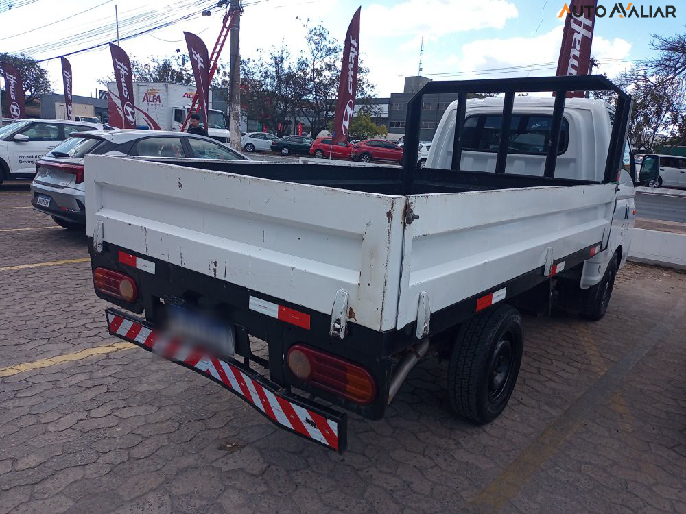 HYUNDAI HR 2.5 LONGO COM CACAMBA 4X2 16V 130CV TURBO INTERCOOLER DIESEL 2P MANUAL