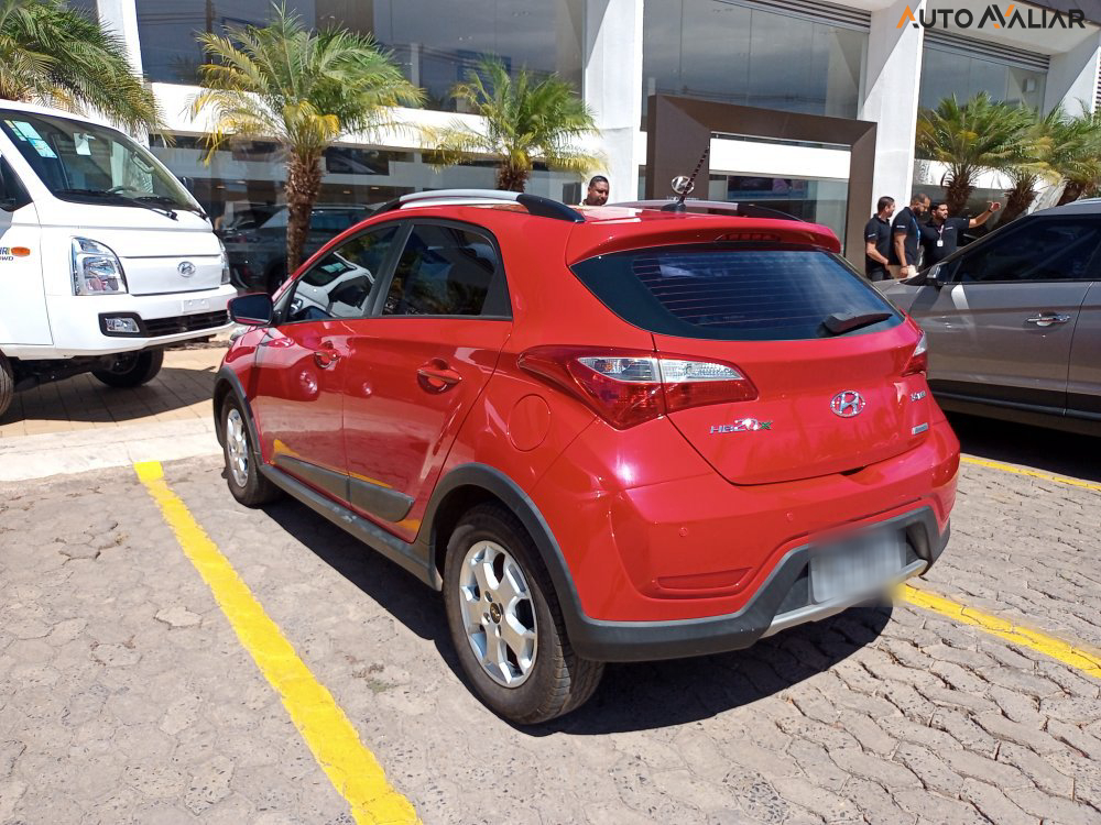 HYUNDAI HB20X 1.6 16V STYLE FLEX 4P AUTOMATICO