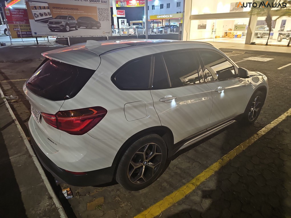 BMW X1 2.0 16V TURBO ACTIVEFLEX SDRIVE20I X-LINE 4P AUTOMATICO