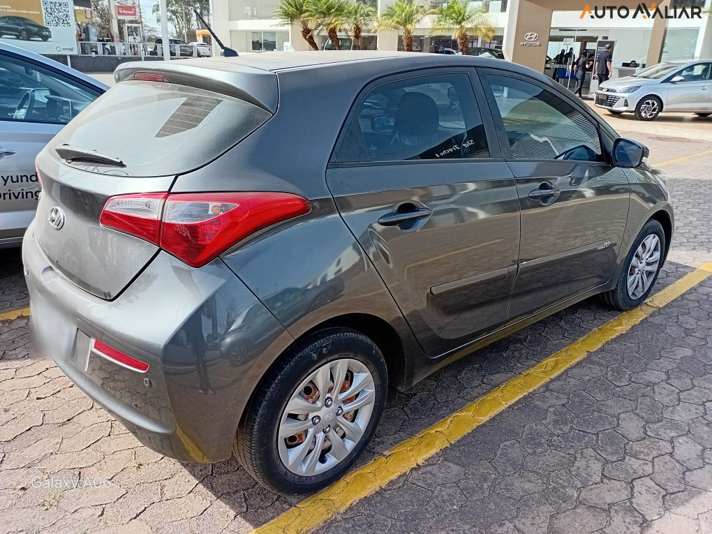 HYUNDAI HB20 1.0 COMFORT 12V FLEX 4P MANUAL