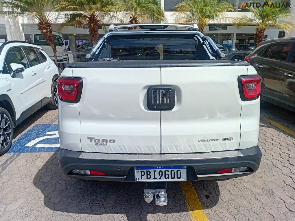 FIAT TORO 2.4 16V MULTIAIR FLEX VOLCANO AT9