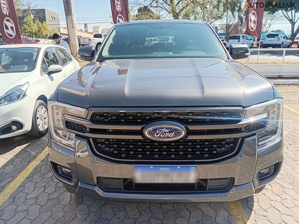 FORD RANGER 2.0 TURBO DIESEL CD BLACK 4X2 AUTOMÁTICO