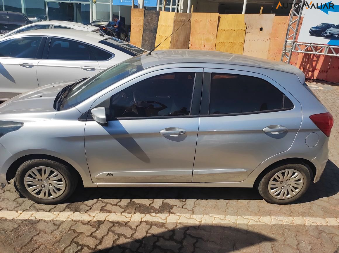 FORD KA KA HATCH SE 1.0 12V FLEX 4P C/AR