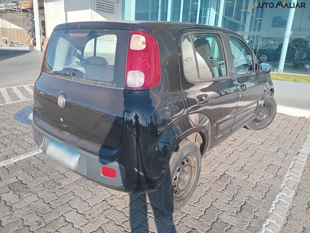FIAT UNO 1.0 VIVACE 8V FLEX 4P MANUAL