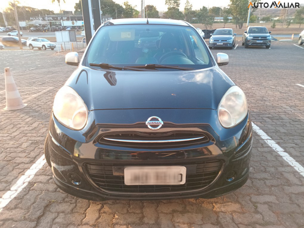 NISSAN MARCH 1.6 SR 16V FLEX 4P MANUAL