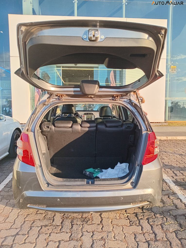 HONDA FIT 1.4 LX 16V FLEX 4P AUTOMATICO