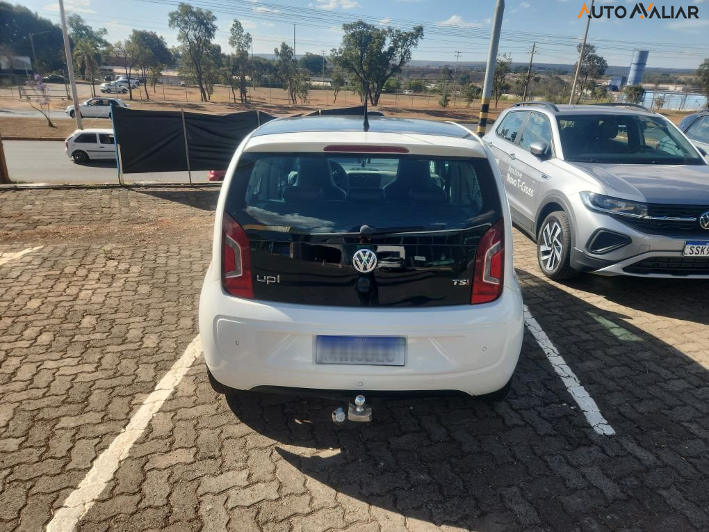 VOLKSWAGEN UP 1.0 TSI MOVE UP 12V FLEX 4P MANUAL
