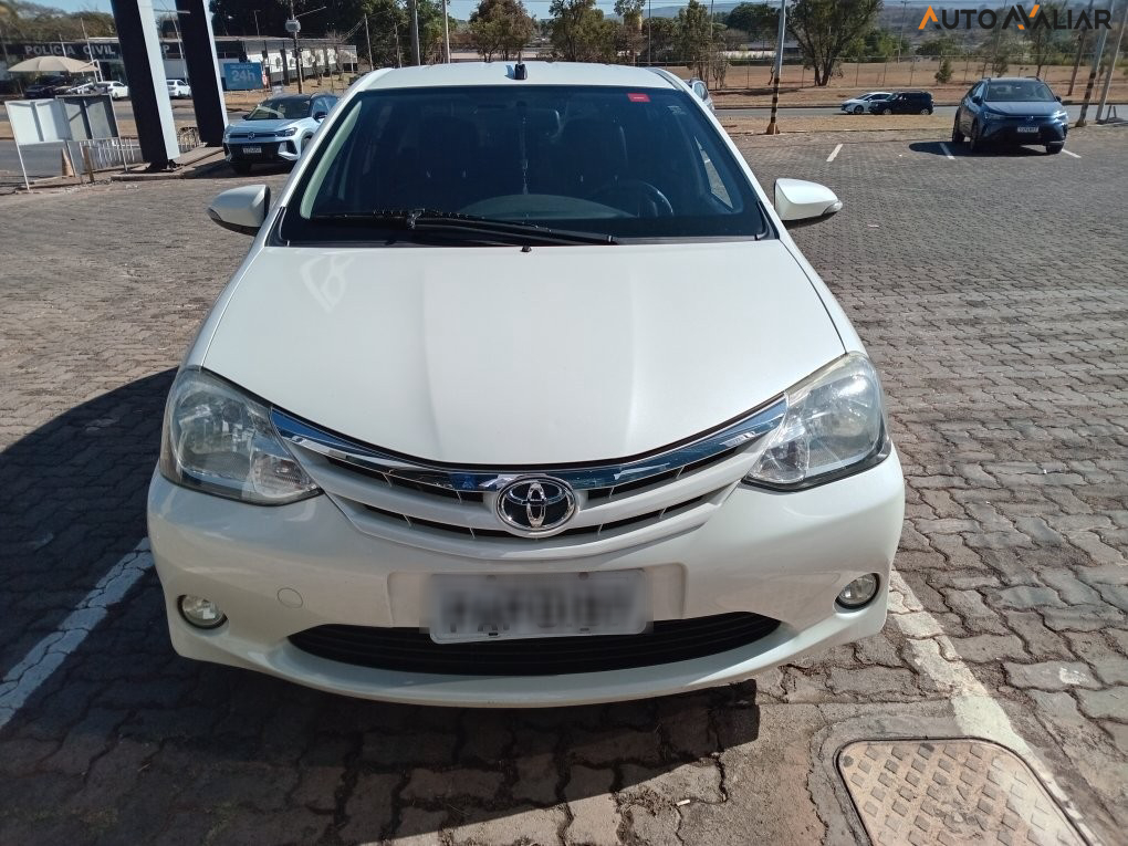TOYOTA ETIOS 1.5 XLS SEDAN 16V FLEX 4P AUTOMATICO