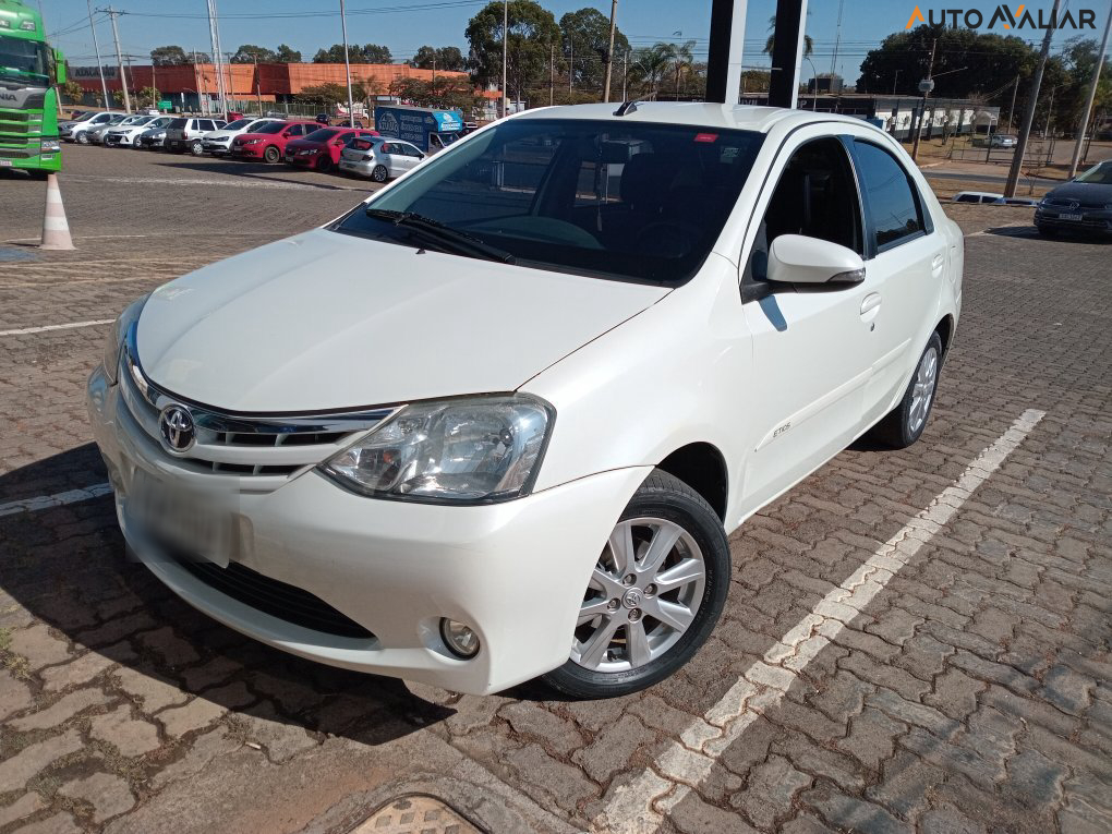 TOYOTA ETIOS 1.5 XLS SEDAN 16V FLEX 4P AUTOMATICO