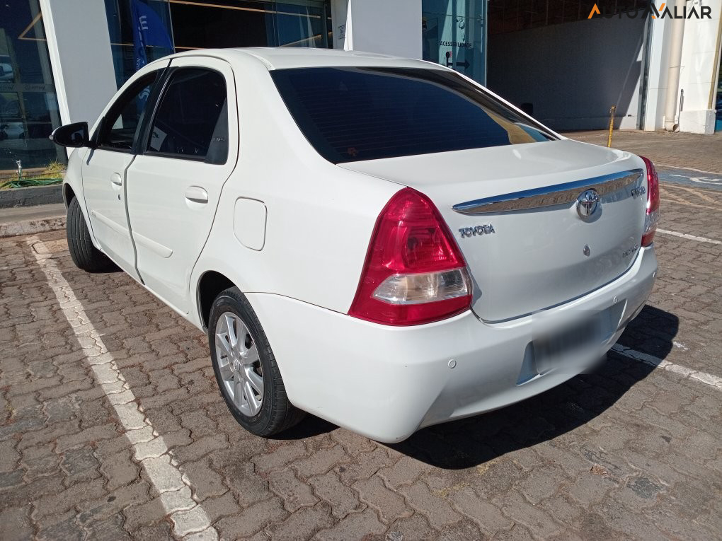 TOYOTA ETIOS 1.5 XLS SEDAN 16V FLEX 4P AUTOMATICO