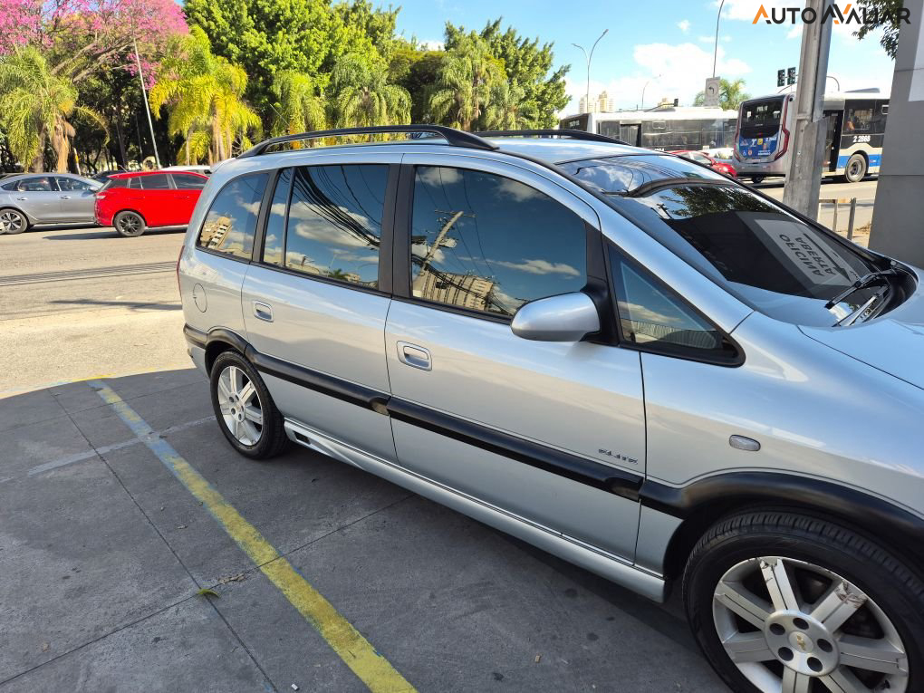 CHEVROLET ZAFIRA 2.0 MPFI ELITE 8V FLEX 4P AUTOMATICO
