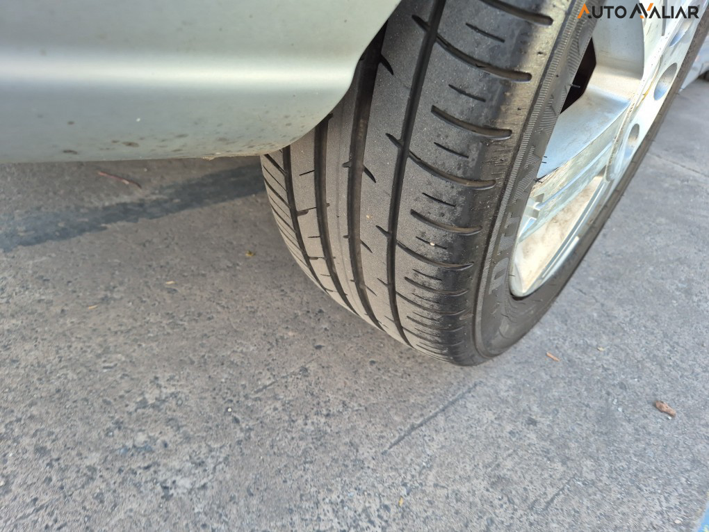 CHEVROLET ZAFIRA 2.0 MPFI ELITE 8V FLEX 4P AUTOMATICO