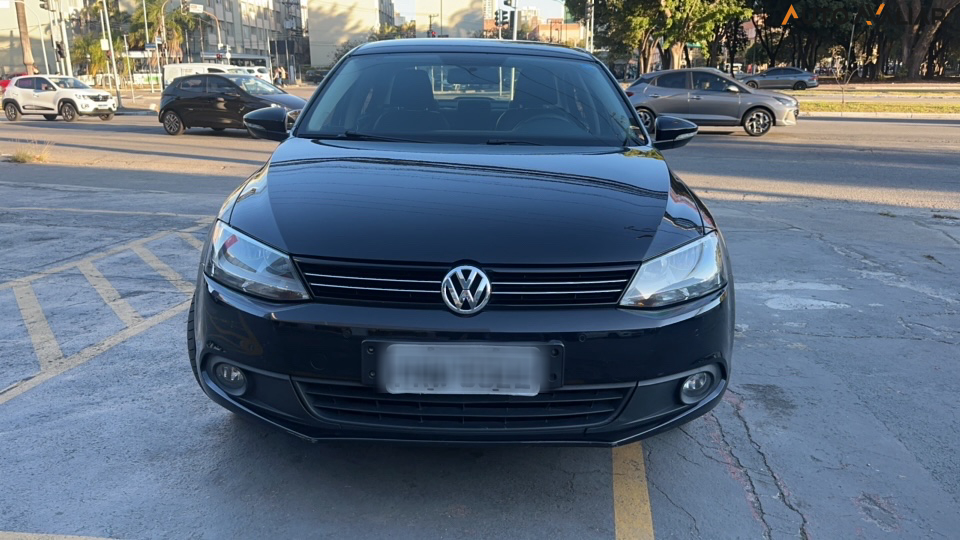VOLKSWAGEN JETTA 2.0 COMFORTLINE FLEX 4P TIPTRONIC