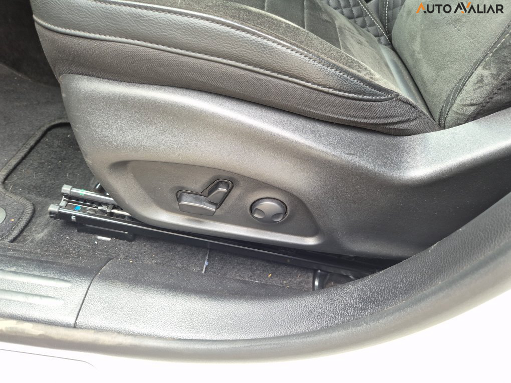 JEEP COMPASS 2.0 HURRICANE 4 TURBO GASOLINA BLACKHAWK AT9