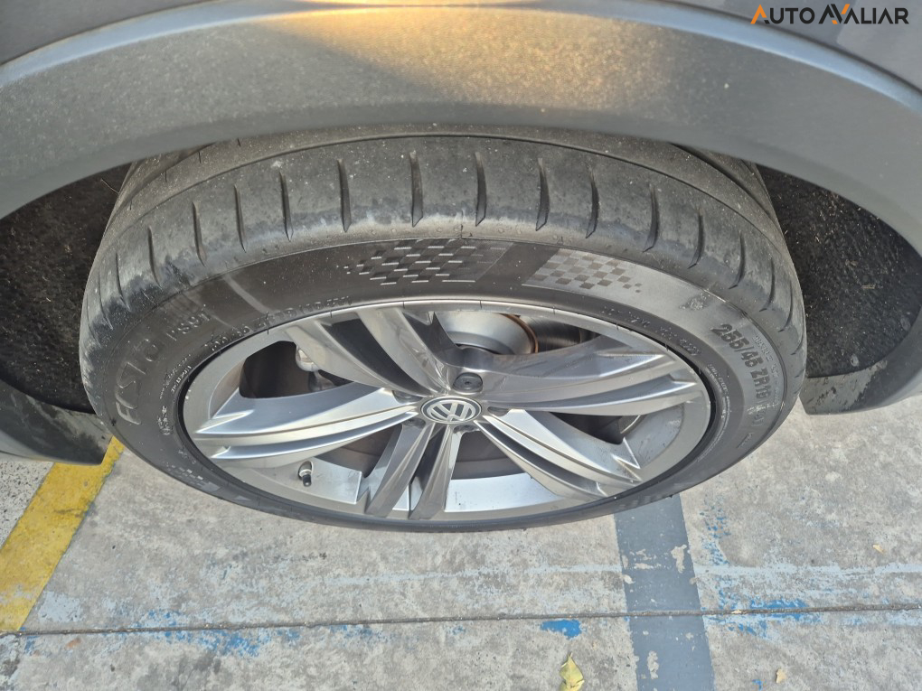 VOLKSWAGEN TIGUAN 2.0 350 TSI GASOLINA ALLSPACE R-LINE 4MOTION DSG