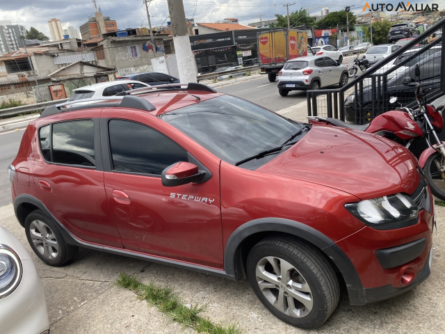 RENAULT SANDERO 1.6 STEPWAY 8V FLEX 4P MANUAL