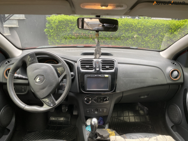 RENAULT SANDERO 1.6 STEPWAY 8V FLEX 4P MANUAL