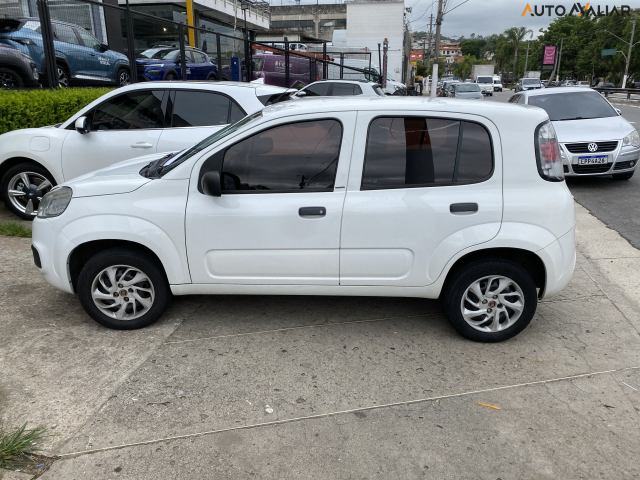 FIAT UNO 1.0 EVO ATTRACTIVE 8V FLEX 4P MANUAL