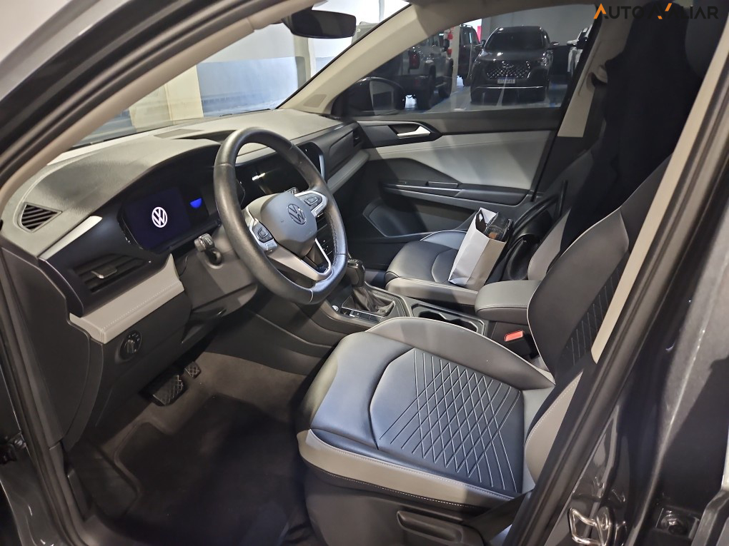 VOLKSWAGEN TAOS 1.4 250 TSI TOTAL FLEX COMFORTLINE AUTOM&Aacute;TICO