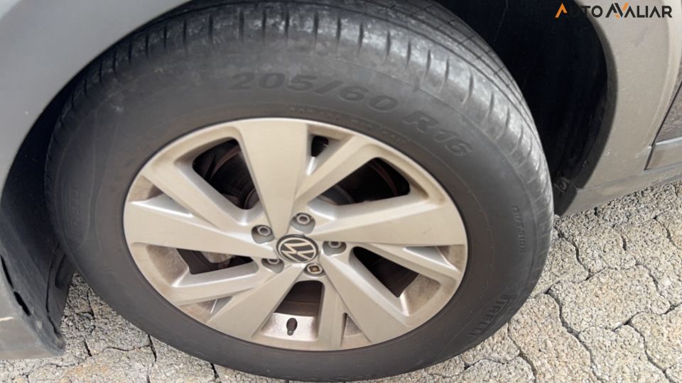 VOLKSWAGEN NIVUS 1.0 200 TSI TOTAL FLEX COMFORTLINE AUTOM&Aacute;TICO