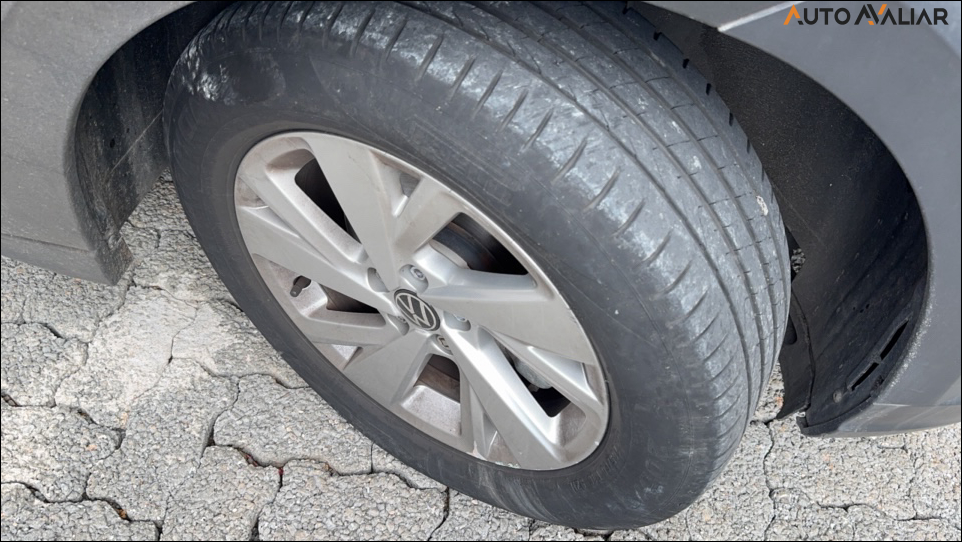 VOLKSWAGEN NIVUS 1.0 200 TSI TOTAL FLEX COMFORTLINE AUTOM&Aacute;TICO