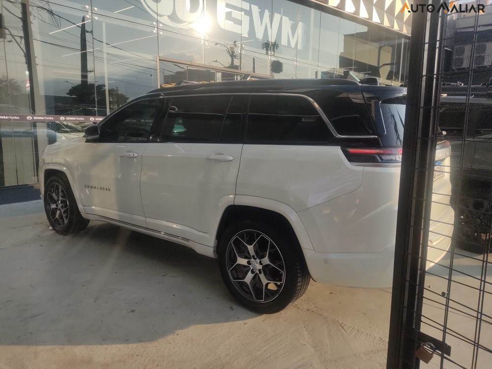 JEEP COMMANDER 1.3 T270 TURBO FLEX OVERLAND AT6