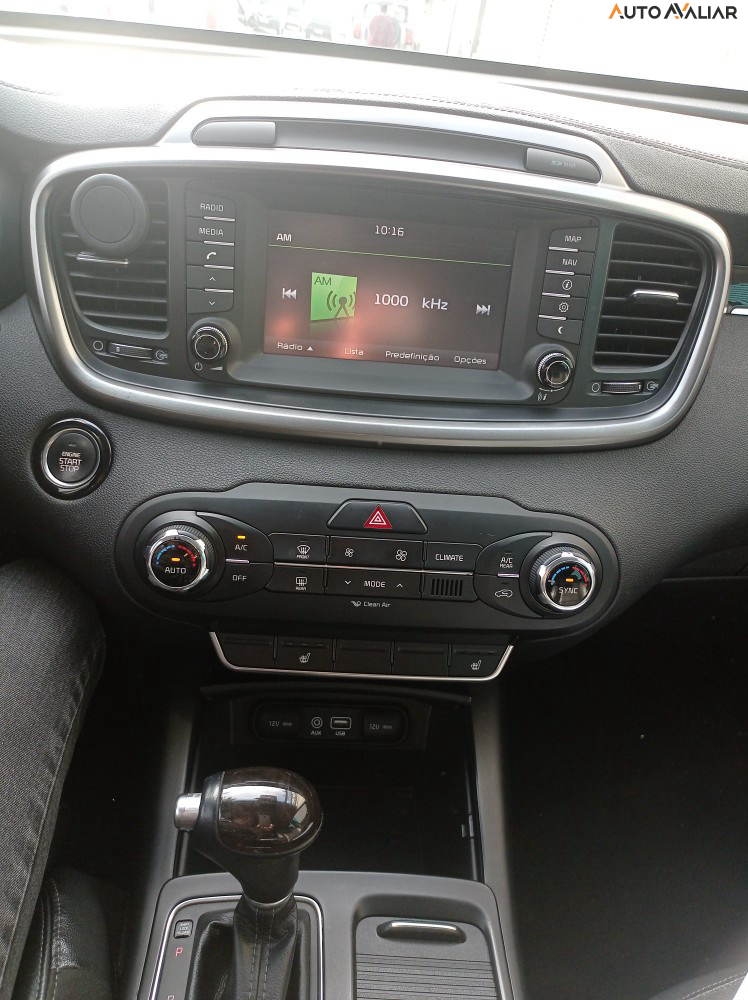 KIA SORENTO 3.3 V6 GASOLINA EX 7L AUTOMATICO