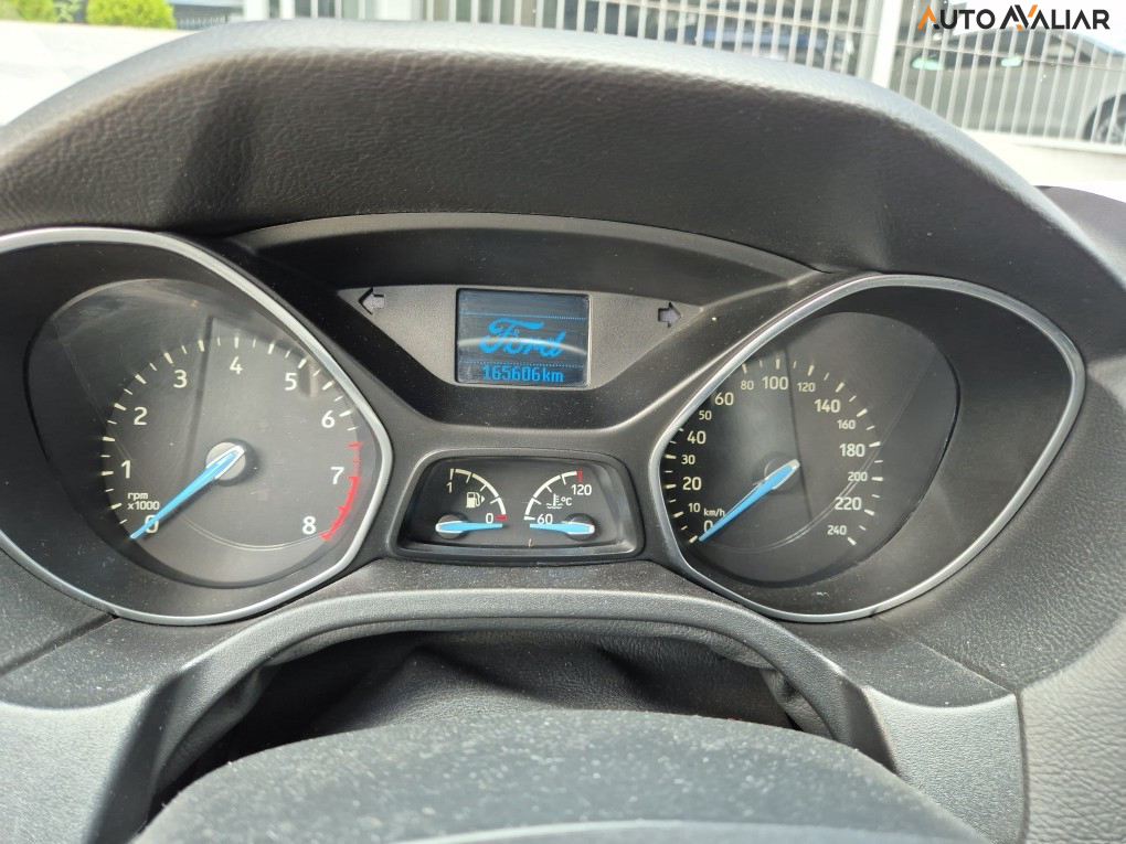 FORD FOCUS 2.0 SE 16V FLEX 4P POWERSHIFT