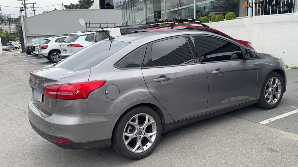 FORD FOCUS 2.0 SE 16V FLEX 4P POWERSHIFT