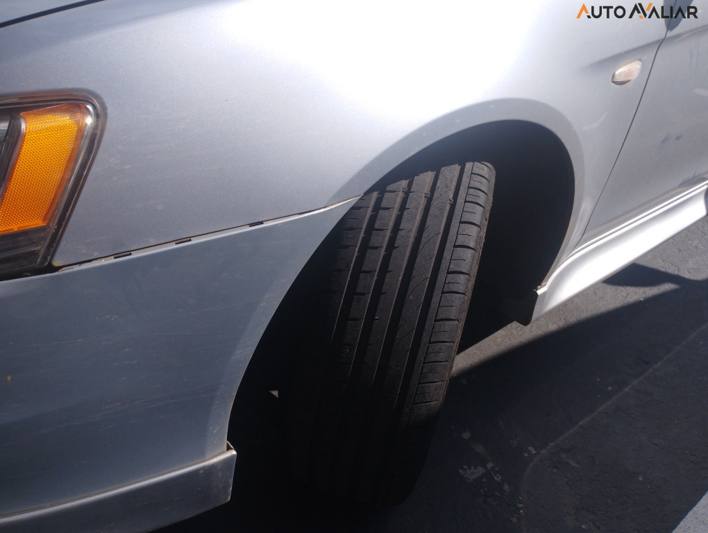 MITSUBISHI LANCER 2.0 16V-CVT