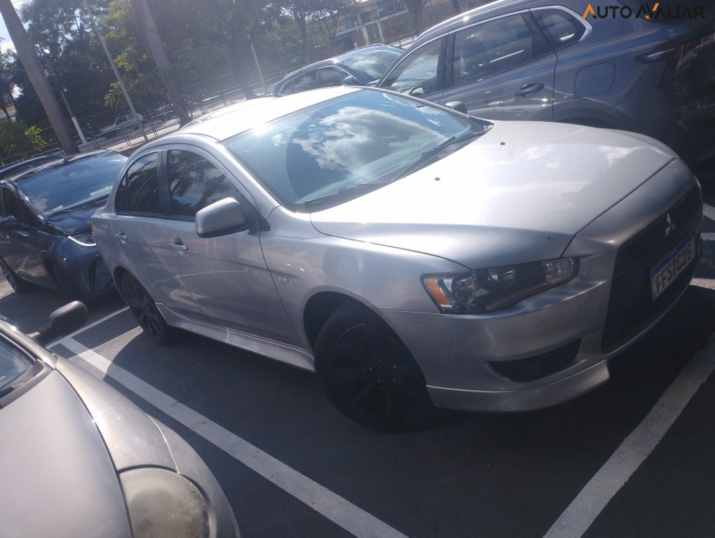 MITSUBISHI LANCER 2.0 16V-CVT