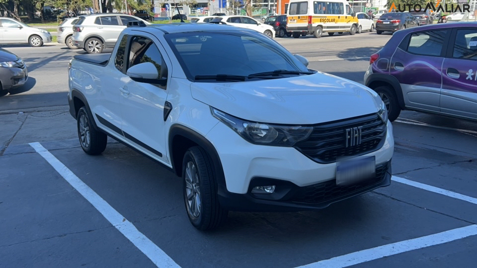 FIAT STRADA 1.3 FIREFLY FLEX FREEDOM CS MANUAL