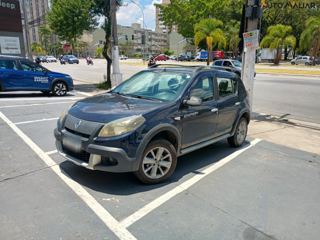 RENAULT SANDERO 1.6 STEPWAY 16V FLEX 4P MANUAL