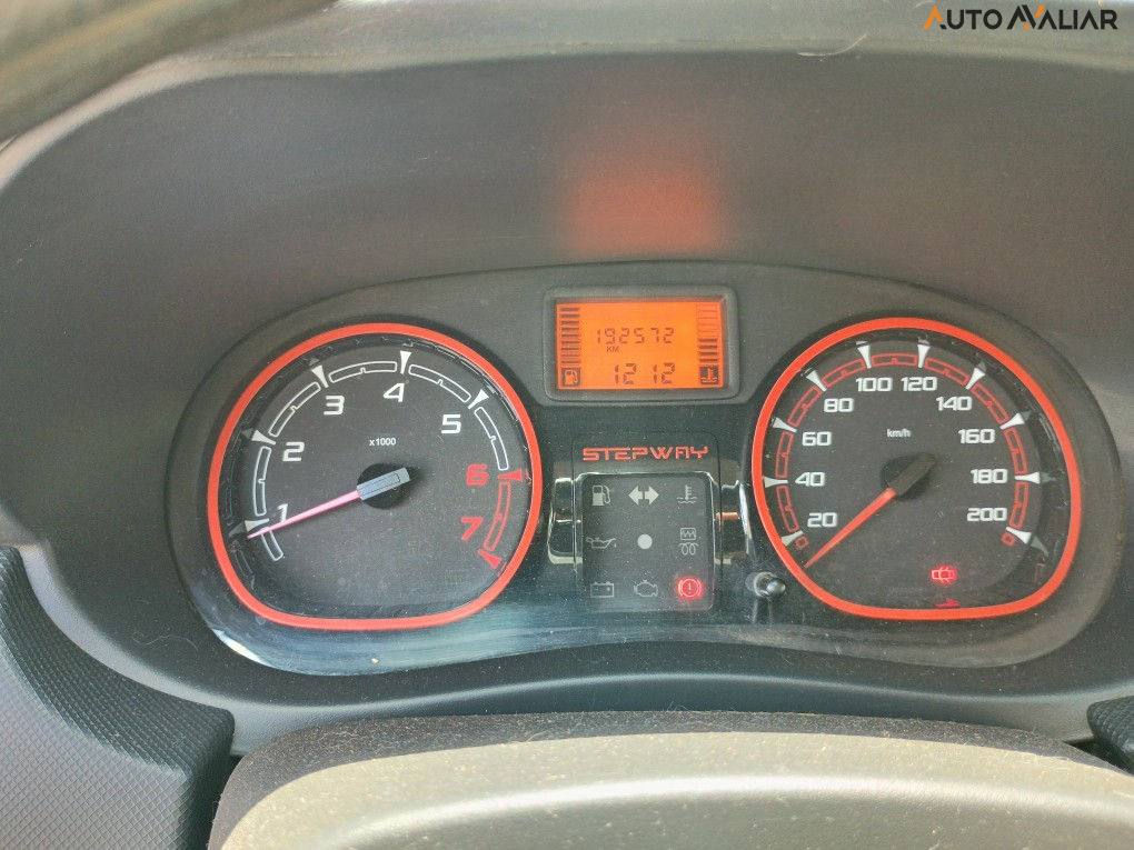 RENAULT SANDERO 1.6 STEPWAY 16V FLEX 4P MANUAL