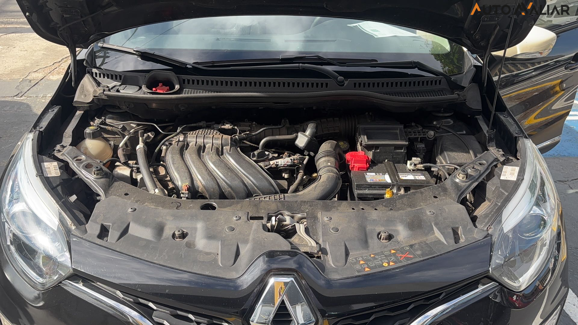 RENAULT CAPTUR 1.6 16V SCE FLEX LIFE X-TRONIC