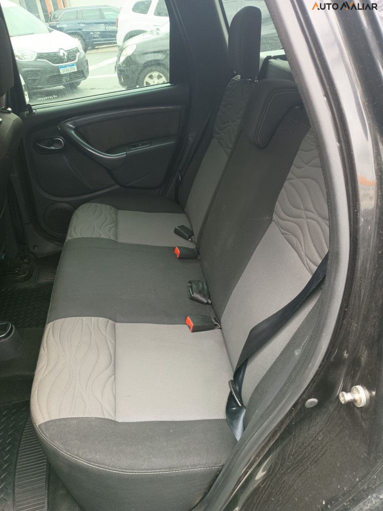 RENAULT DUSTER 2.0 DYNAMIQUE 4X2 16V FLEX 4P AUTOMATICO