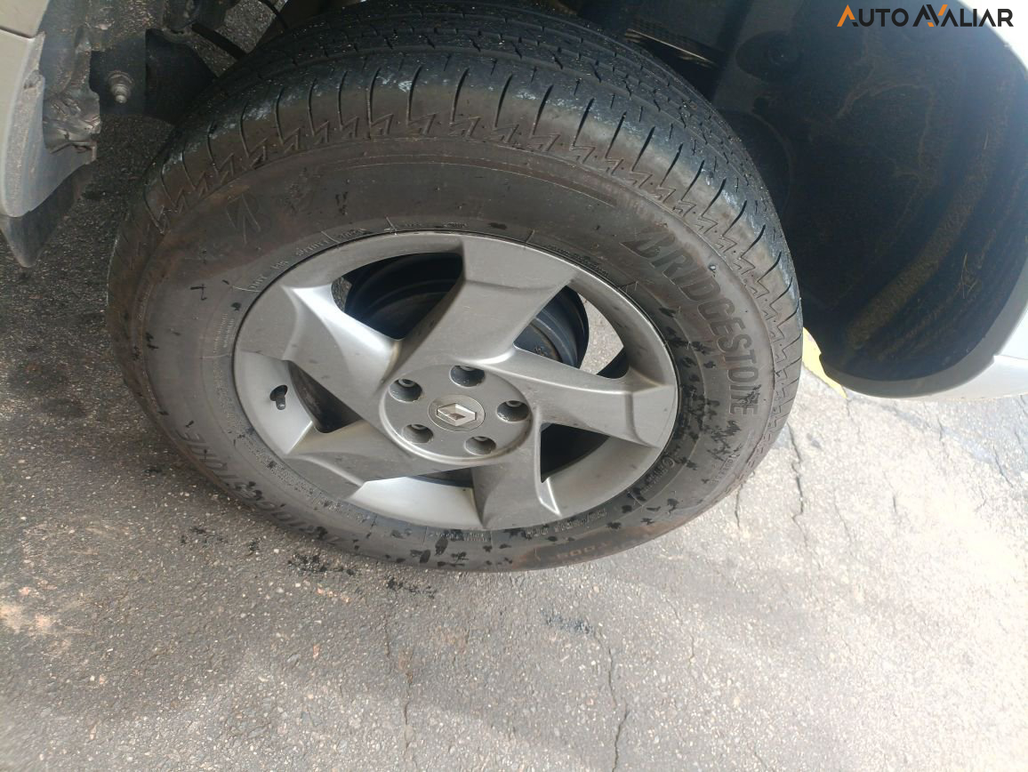 RENAULT DUSTER 1.6 DYNAMIQUE 4X2 16V FLEX 4P MANUAL