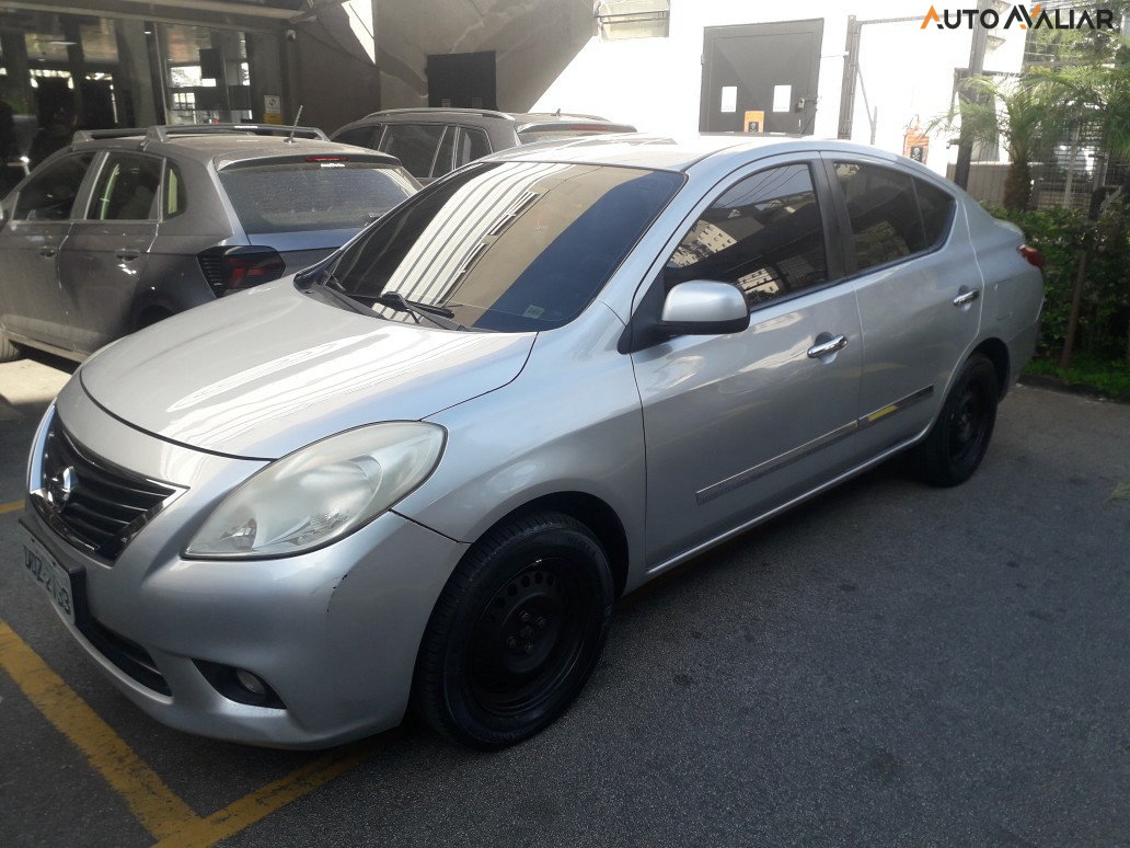 NISSAN VERSA SV 1.6 16V(FLEX)