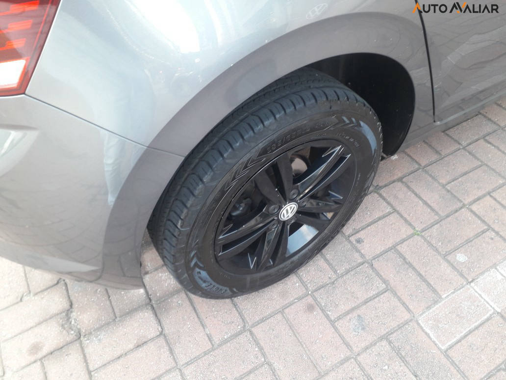 VOLKSWAGEN POLO 1.0 200 TSI COMFORTLINE AUTOMATICO