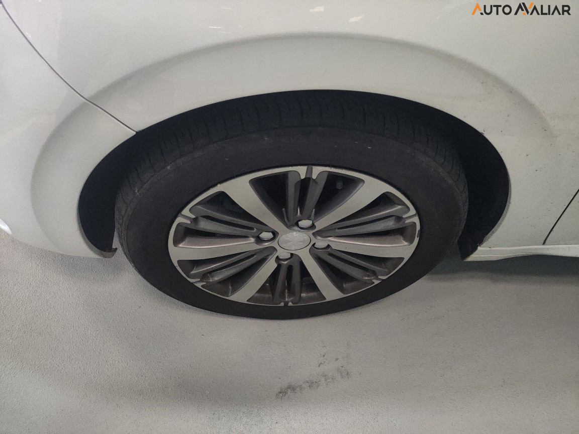 PEUGEOT 208 1.6 GRIFFE 16V FLEX 4P AUTOMATICO
