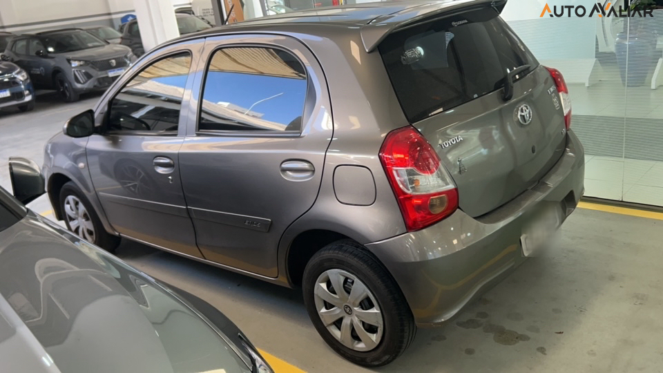 TOYOTA ETIOS 1.3 X 16V FLEX 4P MANUAL