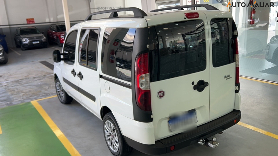FIAT DOBLO 1.8 MPI ESSENCE 16V FLEX 4P MANUAL