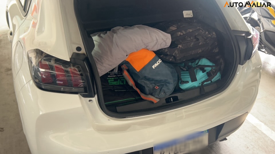 PEUGEOT 208 1.6 16V FLEX ACTIVE AT6