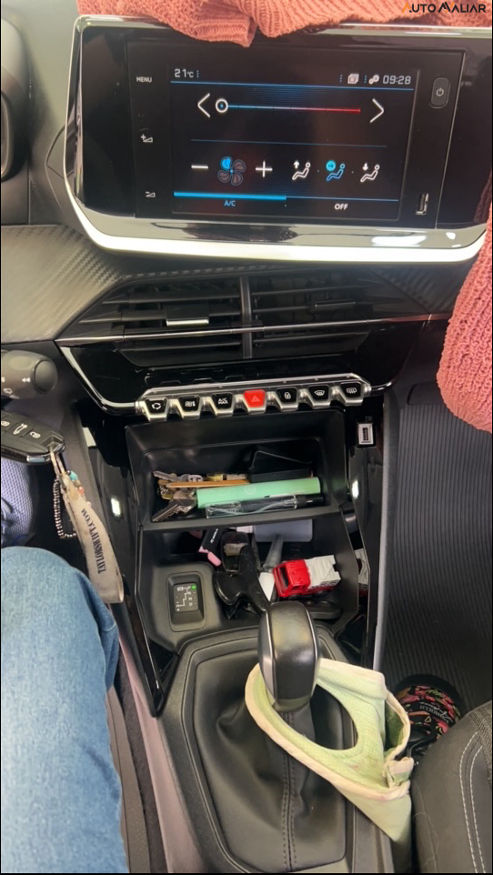 PEUGEOT 208 1.6 16V FLEX ACTIVE AT6