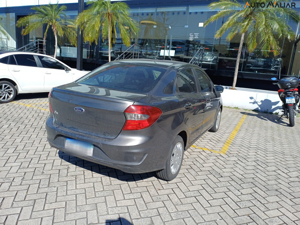 FORD KA 1.5 TI-VCT FLEX SE PLUS SEDAN AUTOMATICO