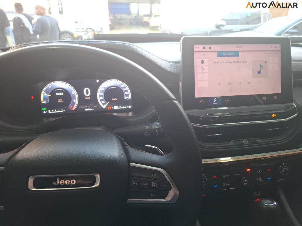 JEEP COMPASS 1.3 T270 TURBO FLEX LIMITED AT6