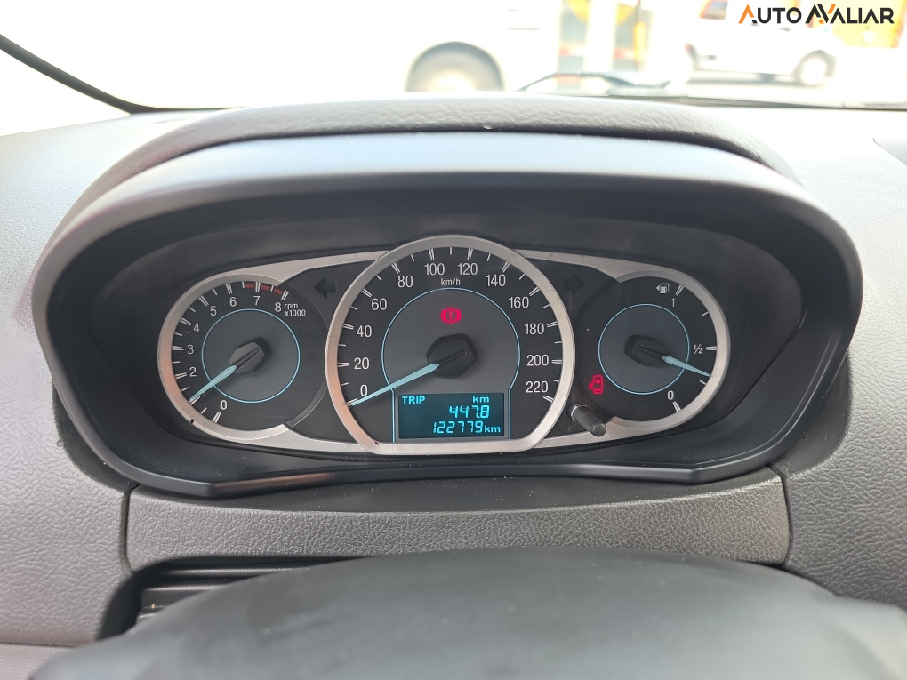 FORD KA 1.0 SE PLUS 12V FLEX 4P MANUAL