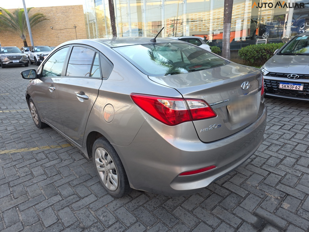 HYUNDAI HB20S 1.6 COMFORT PLUS 16V FLEX 4P AUTOMATICO