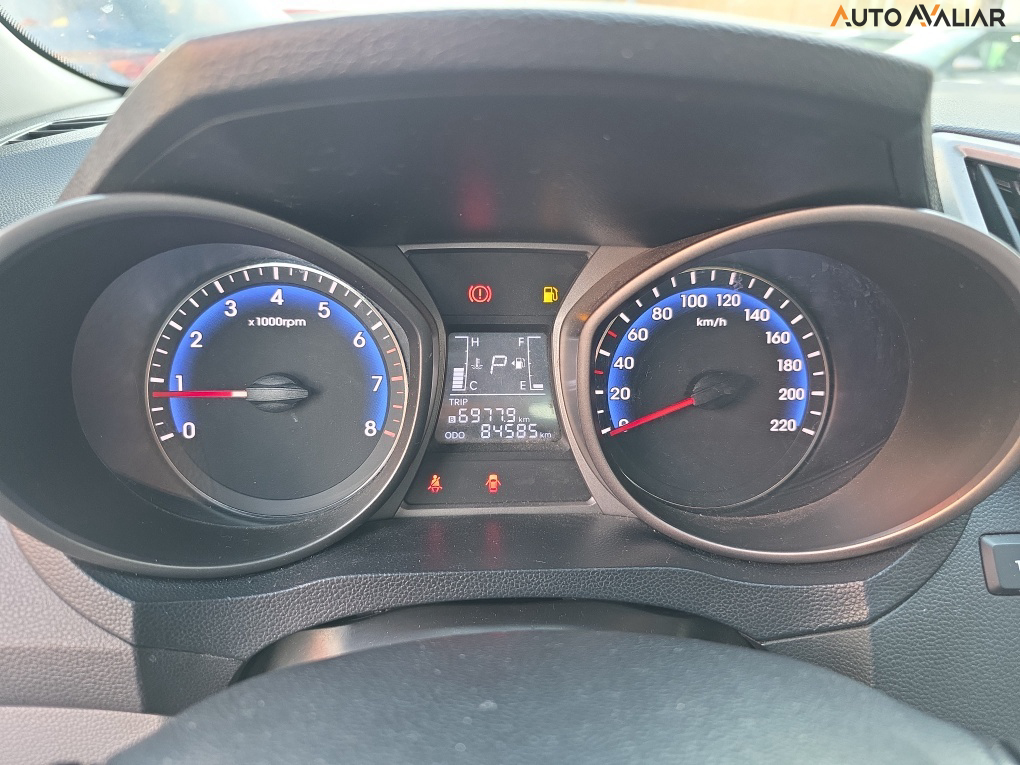 HYUNDAI HB20S 1.6 COMFORT PLUS 16V FLEX 4P AUTOMATICO